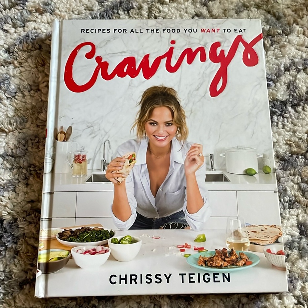 Cravings Cookbook by Chrissy Teigen